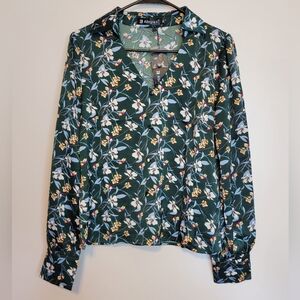 Nwt Allegra k green floral silky blouse